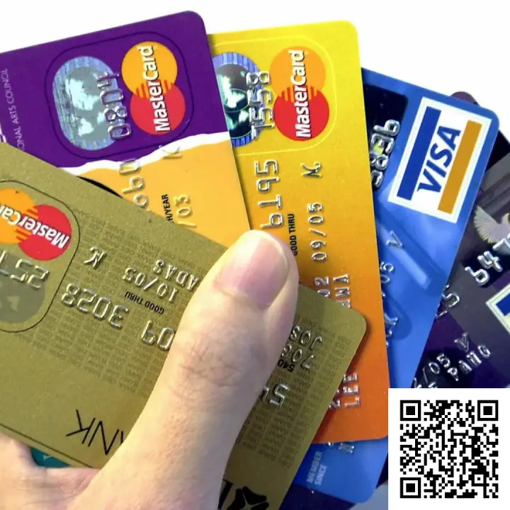 Сканируйте qr код и оформите карту для покупок в интернете Сканируйте qr код и оформите карту для покупок в интернете
