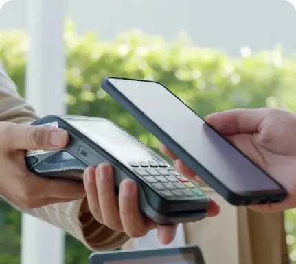 Универсальный QR на терминале