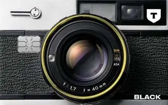 Дизайн Т-Банк карты с фотоаппаратом