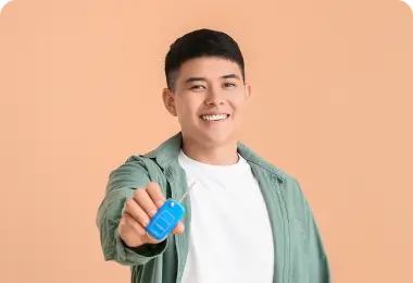 Есть и выдача займа в офисе, но в течение трех дней