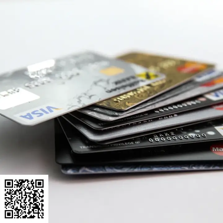Сканируйте qr код и оформите лучшую дебетовую карту Сканируйте qr код и оформите лучшую дебетовую карту